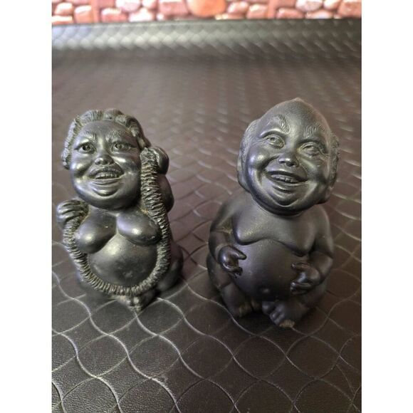 Coco Joes Hawaiian Lava Sculpture-Chubby Male and Female - Picture 2 of 11